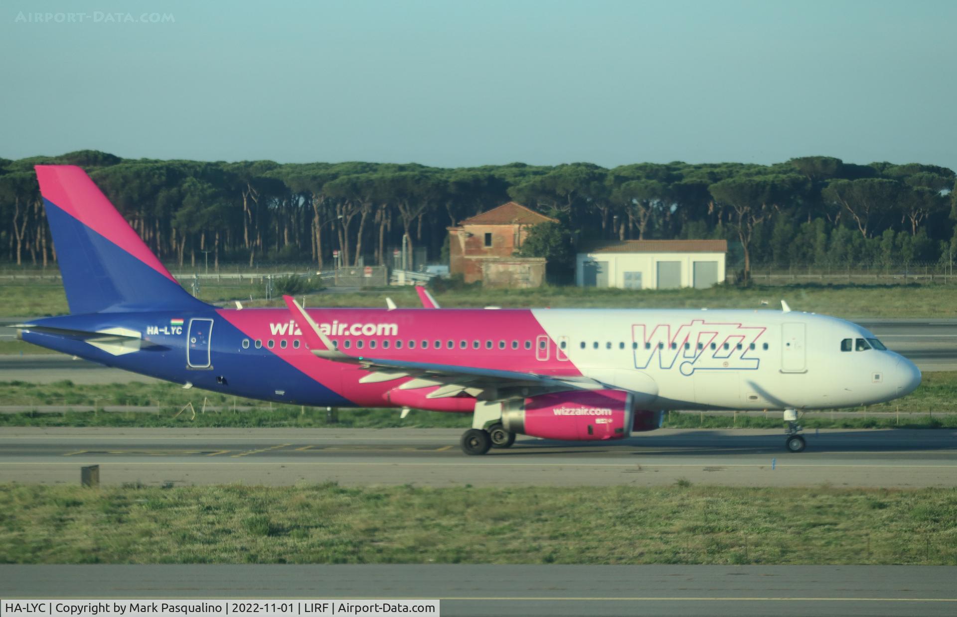 HA-LYC, 2014 Airbus A320-232 C/N 6098, Airbus A320-232