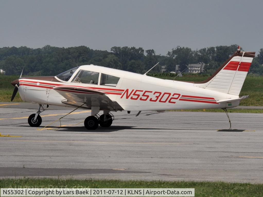 N55302, 1973 Piper PA-28-140 C/N 28-7325362, Parked