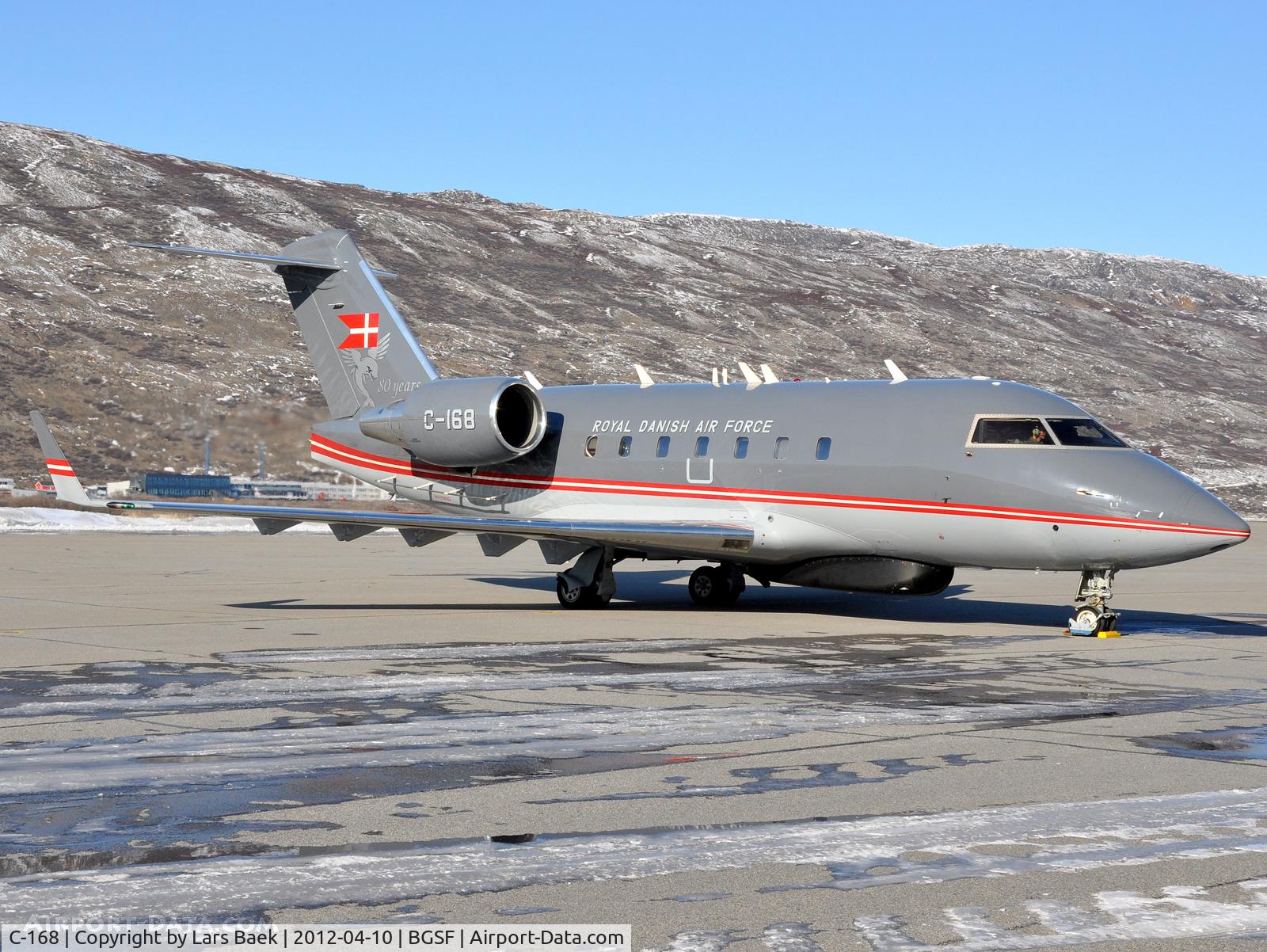 C-168, 2000 Bombardier Challenger 604 (CL-600-2B16) C/N 5468, Parked