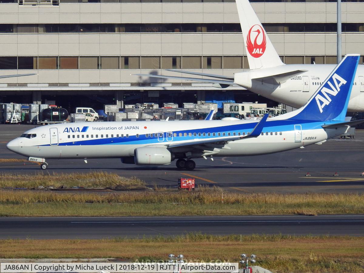 JA86AN, 2016 Boeing 737-881 C/N 62641, At Haneda