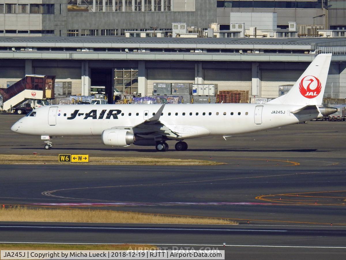 JA245J, 2016 Embraer E190 C/N 19000724, At Haneda