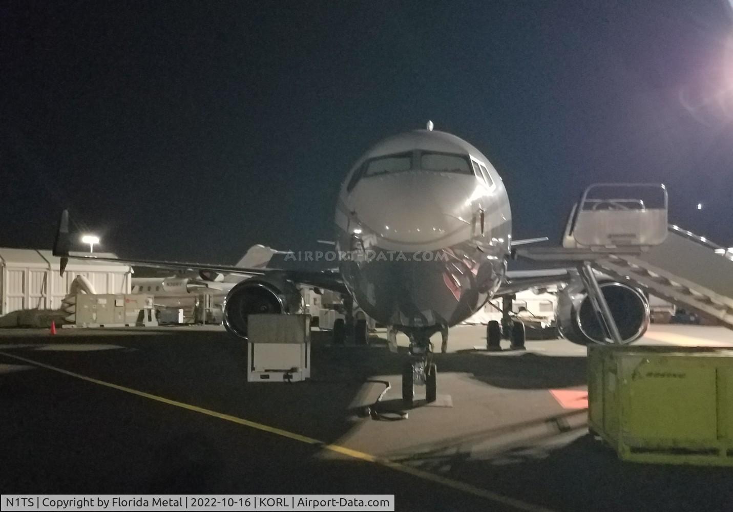 N1TS, 2010 Boeing 737-7JY BBJ C/N 39109, NBAA 2022