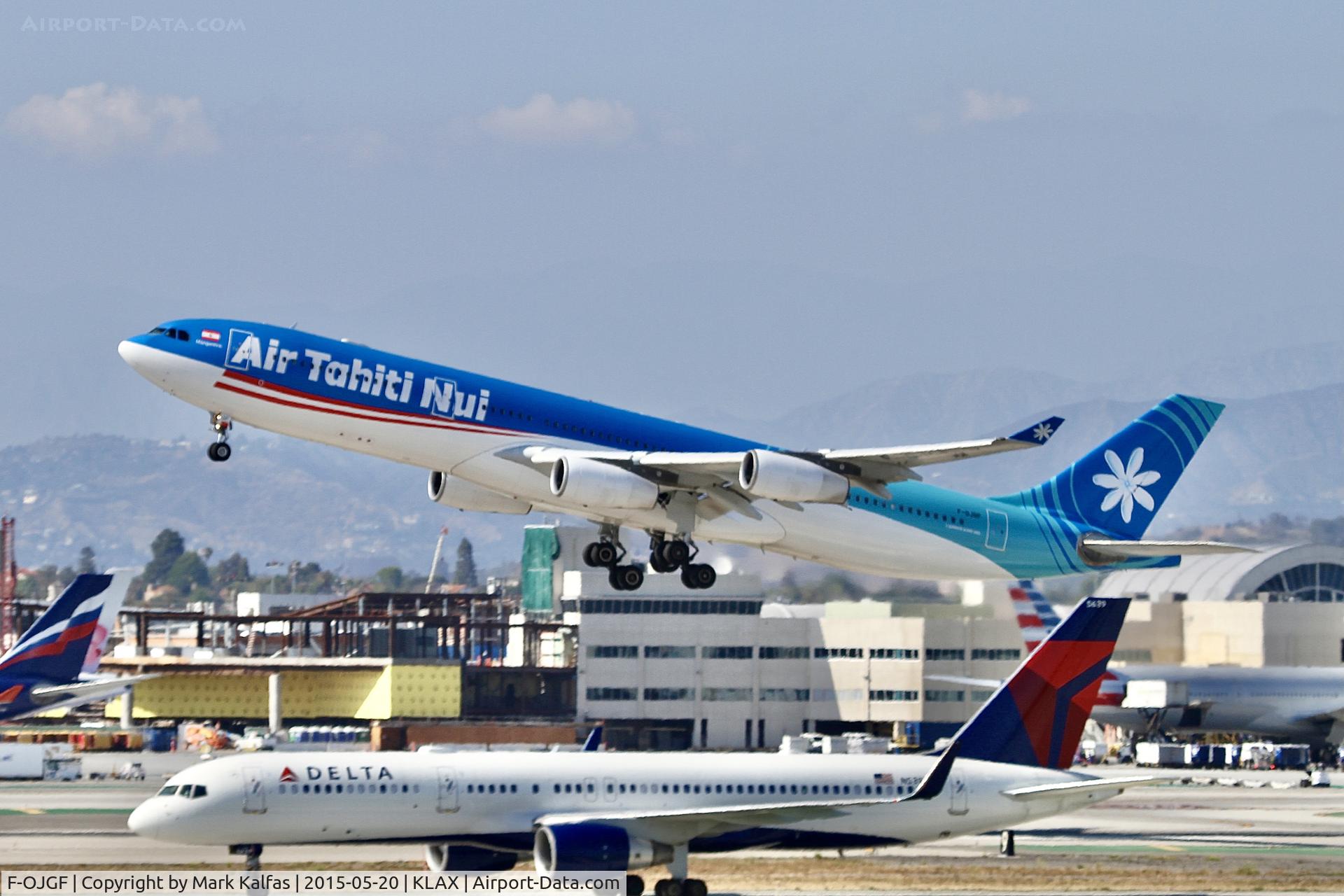 F-OJGF, 2001 Airbus A340-313 C/N 385, Air Tahiti Nui Departing 25R KLAX