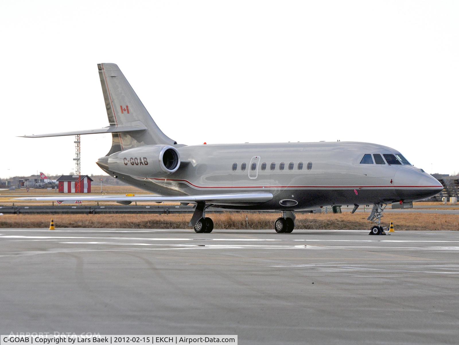 C-GOAB, 2006 Dassault Falcon 2000EX C/N 90, Parked