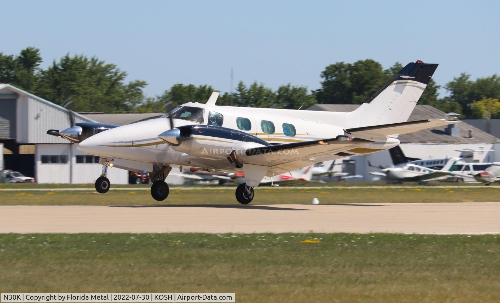 N30K, 1973 Beech B-60 Duke C/N P-255, OSH 2022