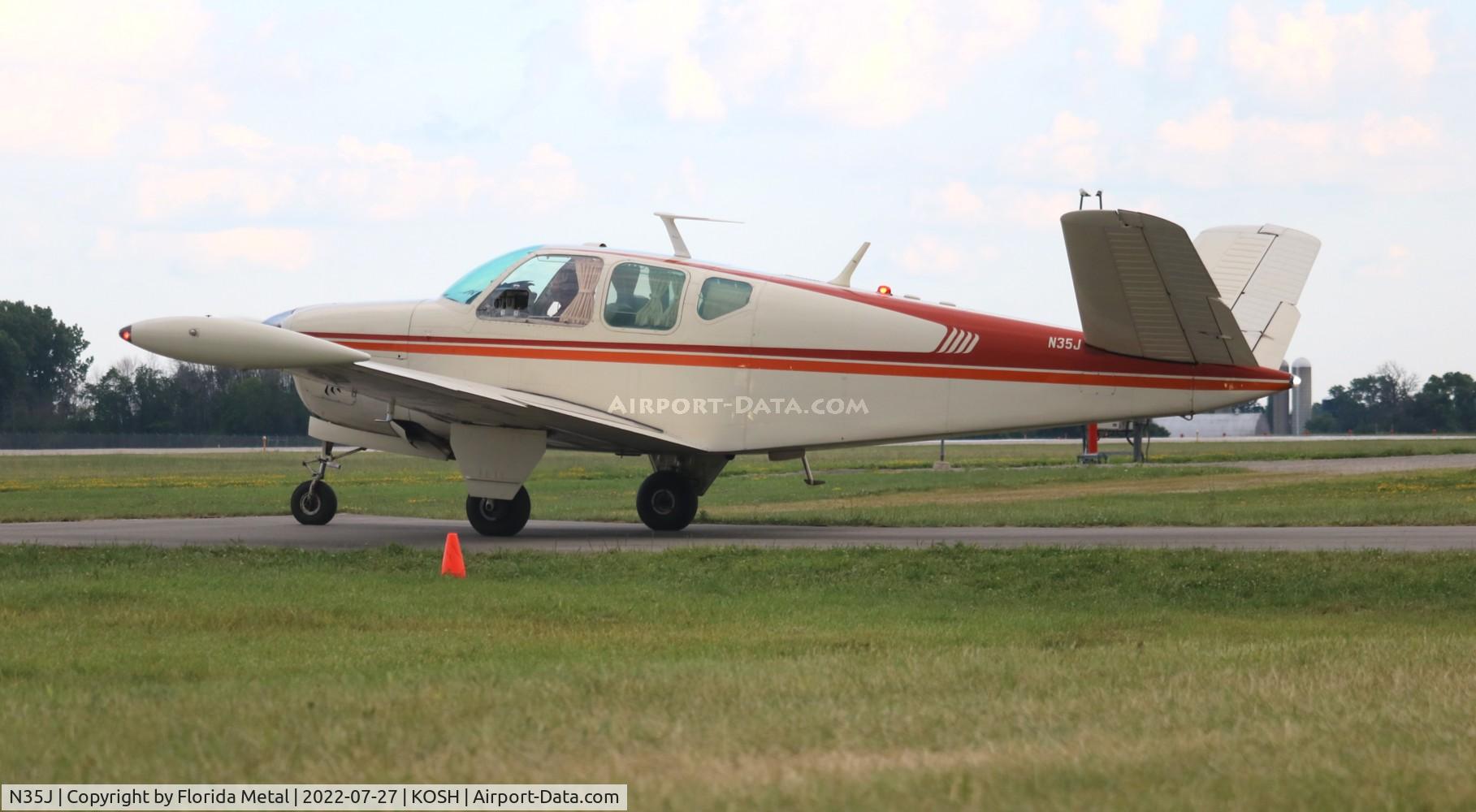 N35J, 1958 Beech J35 Bonanza C/N D-5699, OSH 2022