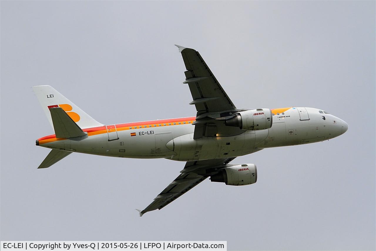 EC-LEI, 2008 Airbus A319-111 C/N 3744, Airbus A319-111, Climbing from Rwy 08, Paris-Orly Airport (LFPO-ORY)