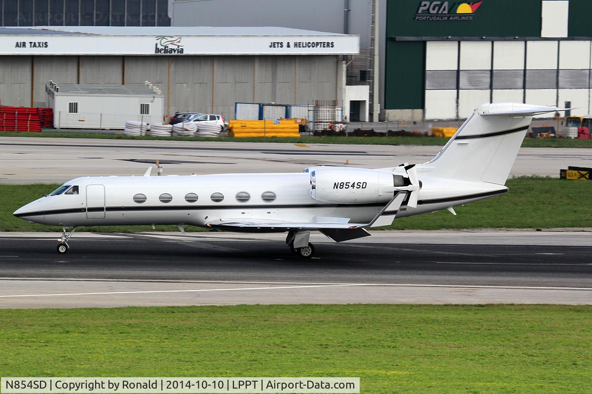 N854SD, 1999 Gulfstream Aerospace G-IV C/N 1387, at lis
