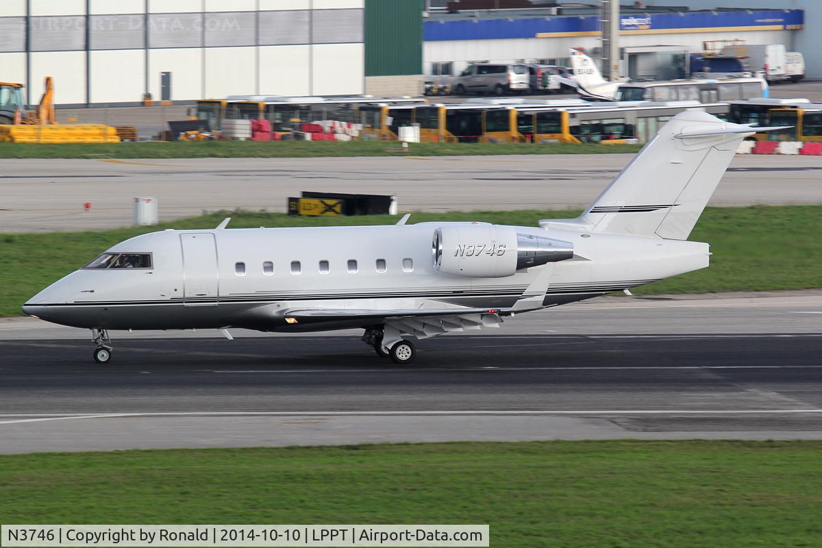N3746, 2000 Canadair Challenger 604 (CL-600-2B16) C/N 5368, at lis