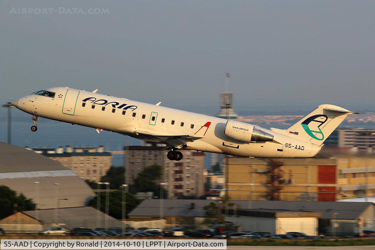 S5-AAD, 1997 Canadair CRJ-200LR (CL-600-2B19) C/N 7166, at lis