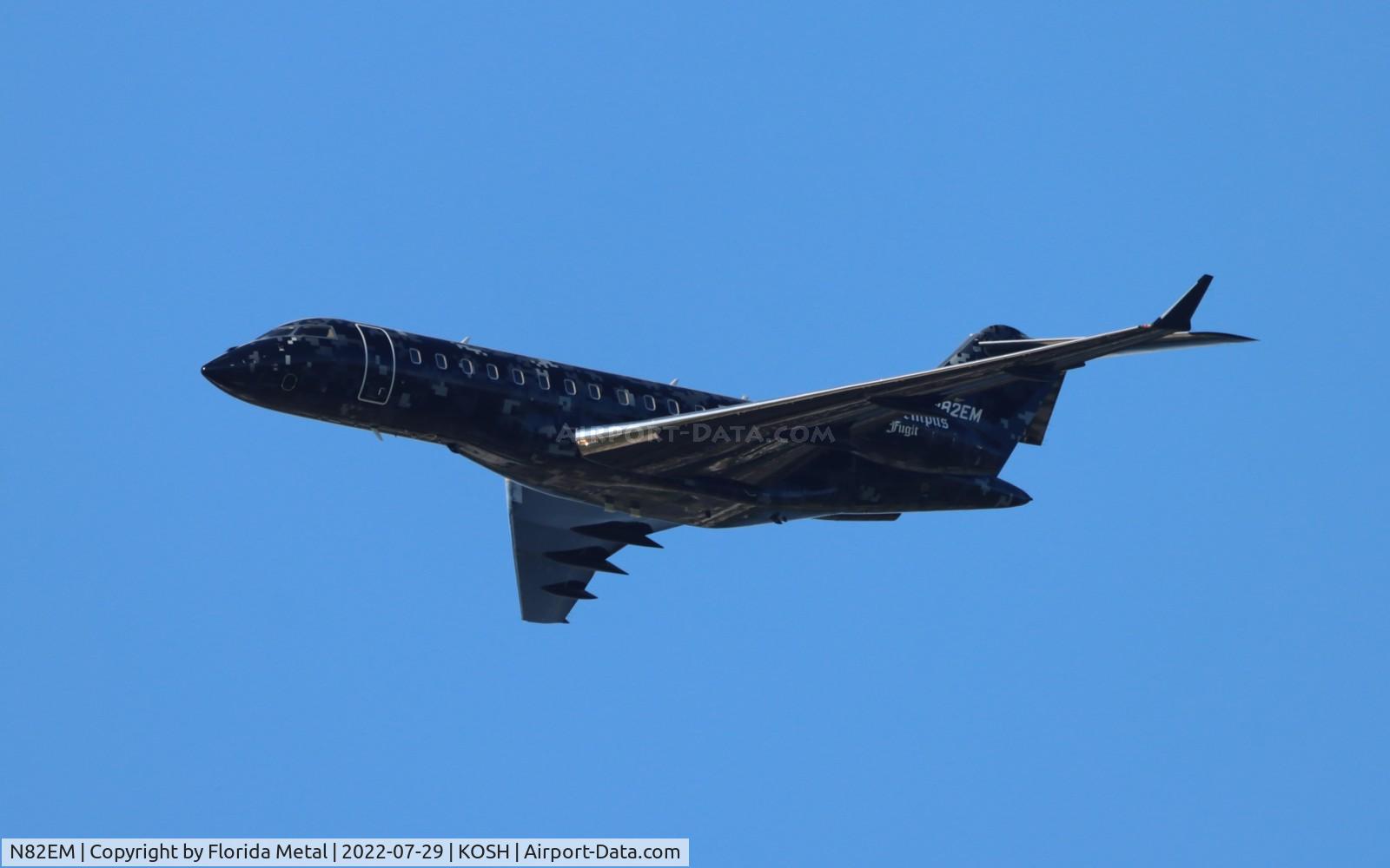 N82EM, 2007 Bombardier BD-700 1A10 Global Express XRS C/N 9239, OSH 2022