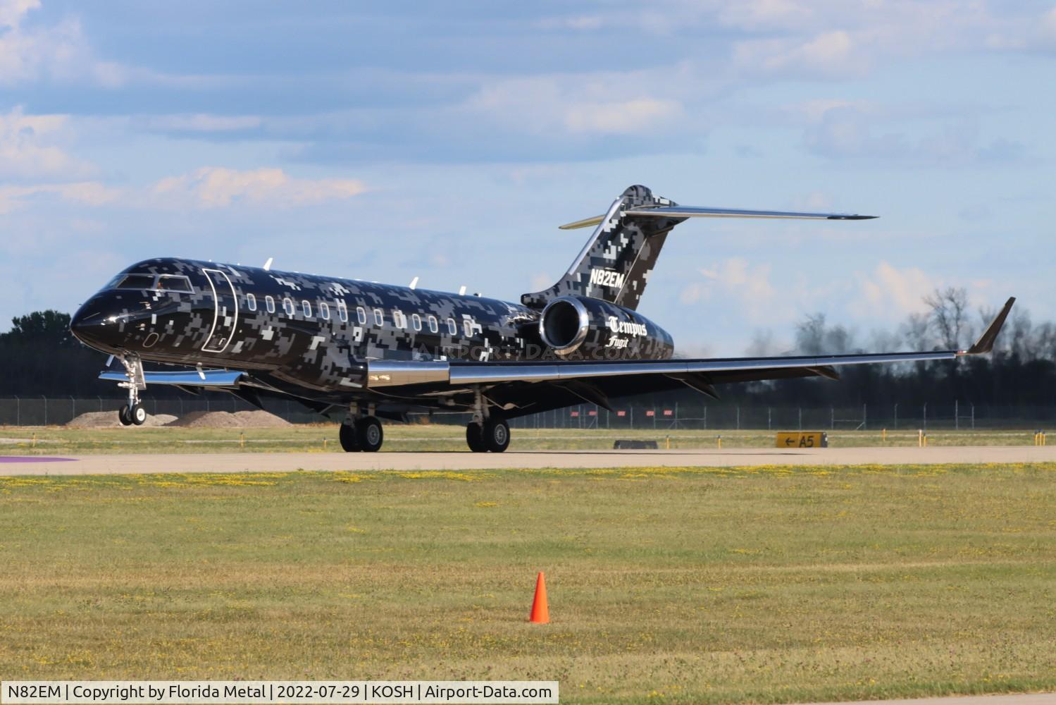 N82EM, 2007 Bombardier BD-700 1A10 Global Express XRS C/N 9239, OSH 2022