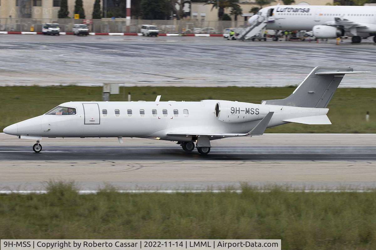 9H-MSS, 1999 Learjet 45 C/N 45-055, Runway 31