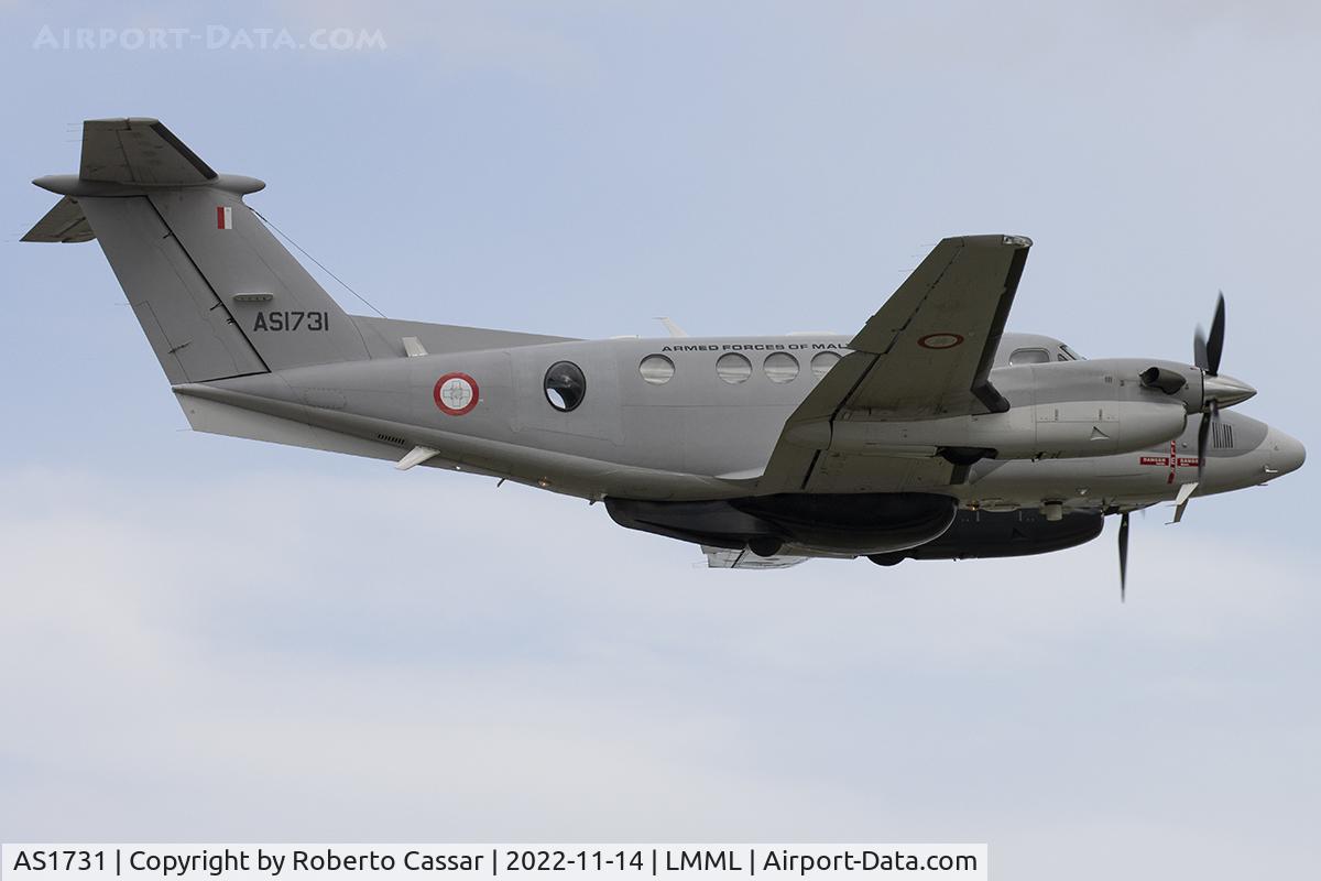AS1731, 2015 Beechcraft B200GT C/N BY-249, Runway 13