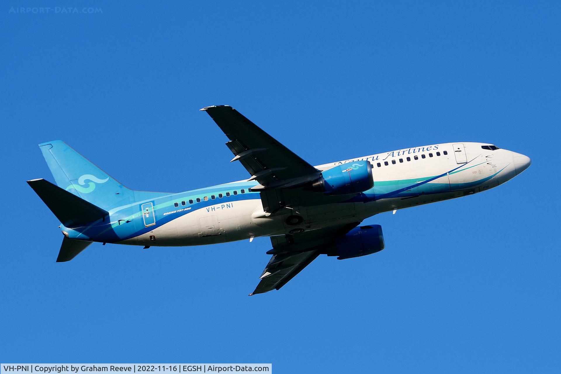 VH-PNI, 1997 Boeing 737-36N C/N 28555, Departing from Norwich.