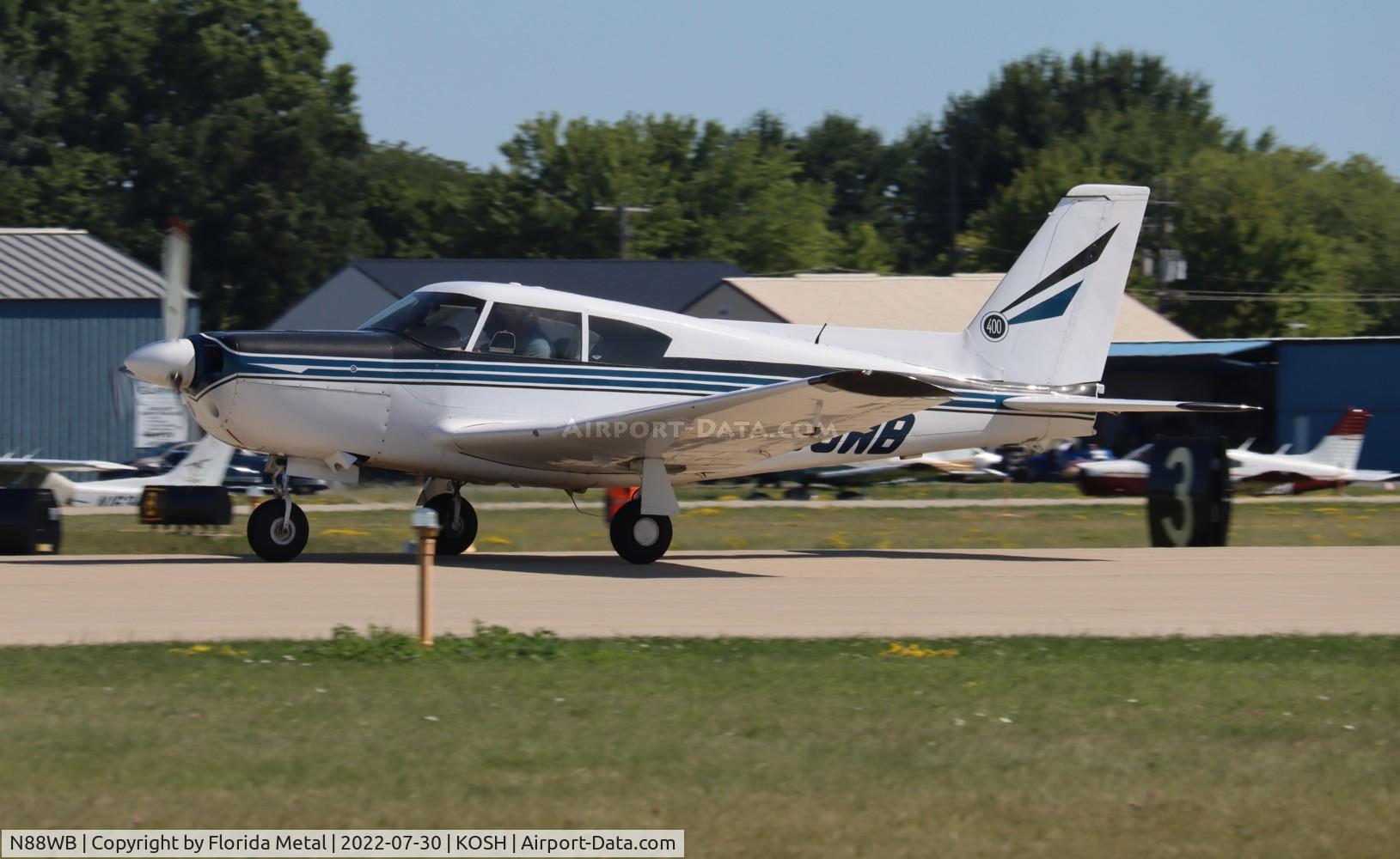 N88WB, 1964 Piper PA-24-400 Comanche 400 C/N 26-24, OSH 2022