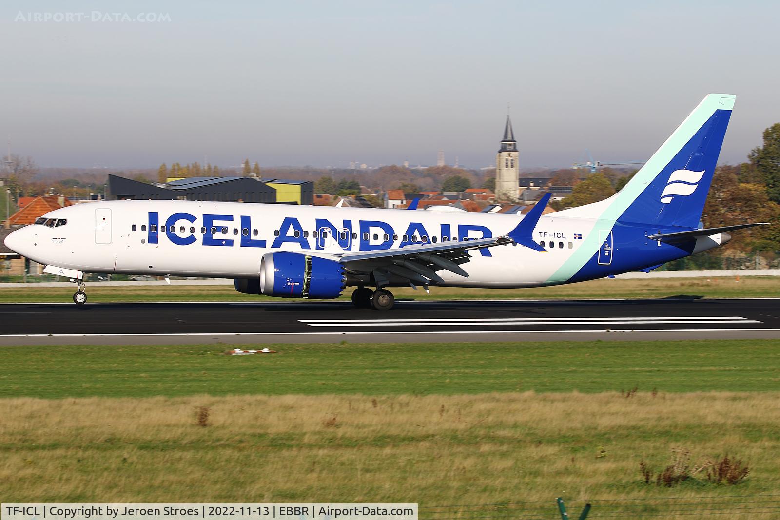 TF-ICL, 2019 Boeing 737-8 MAX C/N 60009, ebbr