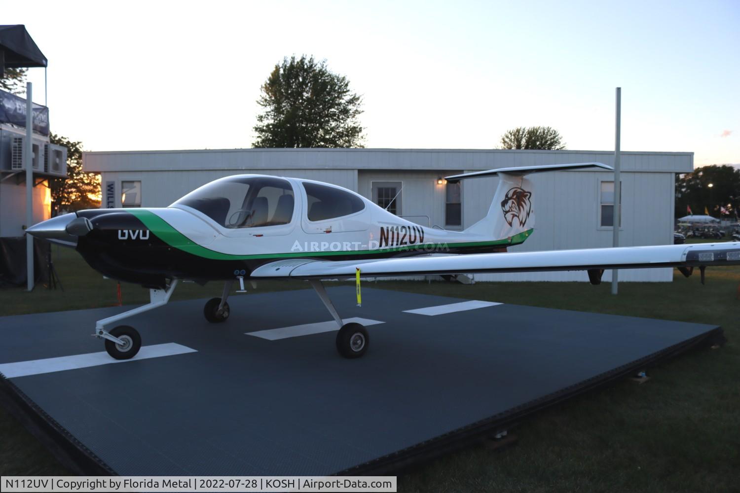 N112UV, Diamond DA-40 Diamond Star C/N 40.1217, OSH 2022