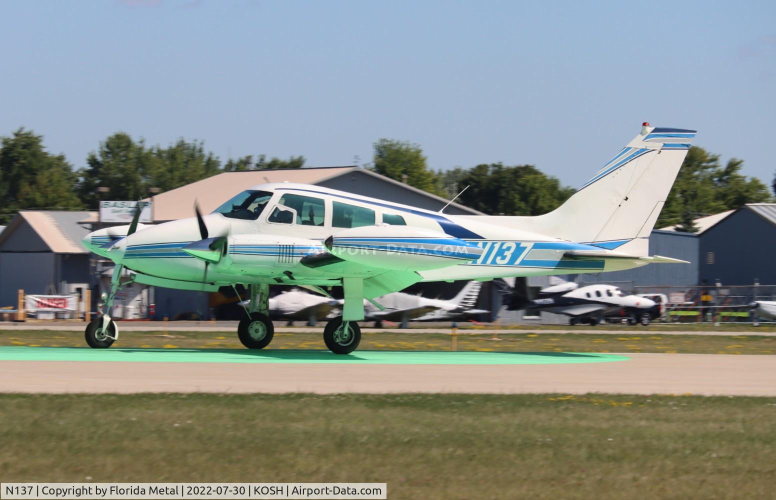 N137, 1960 Cessna 310F C/N 310-0028, OSH 2022