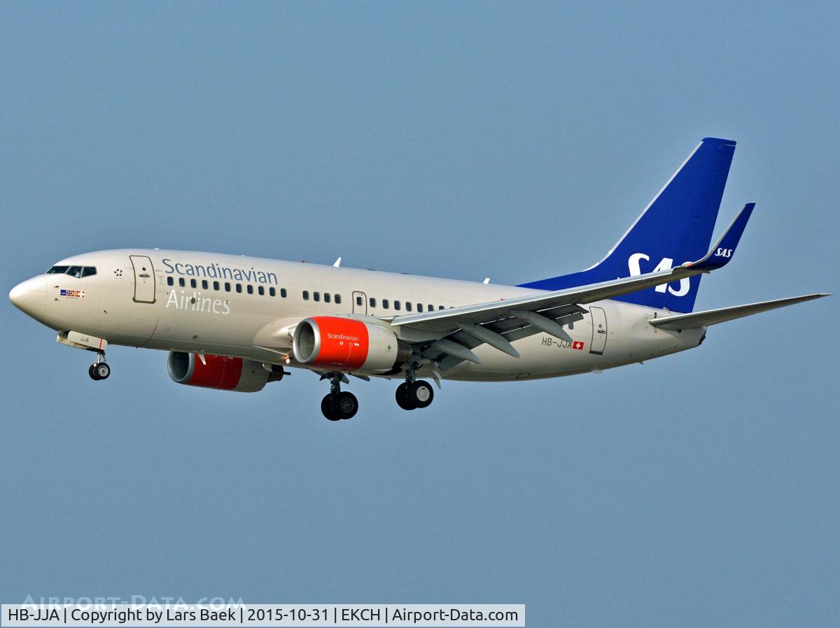 HB-JJA, 2005 Boeing 737-7AK BBJ C/N 34303, RWY22L