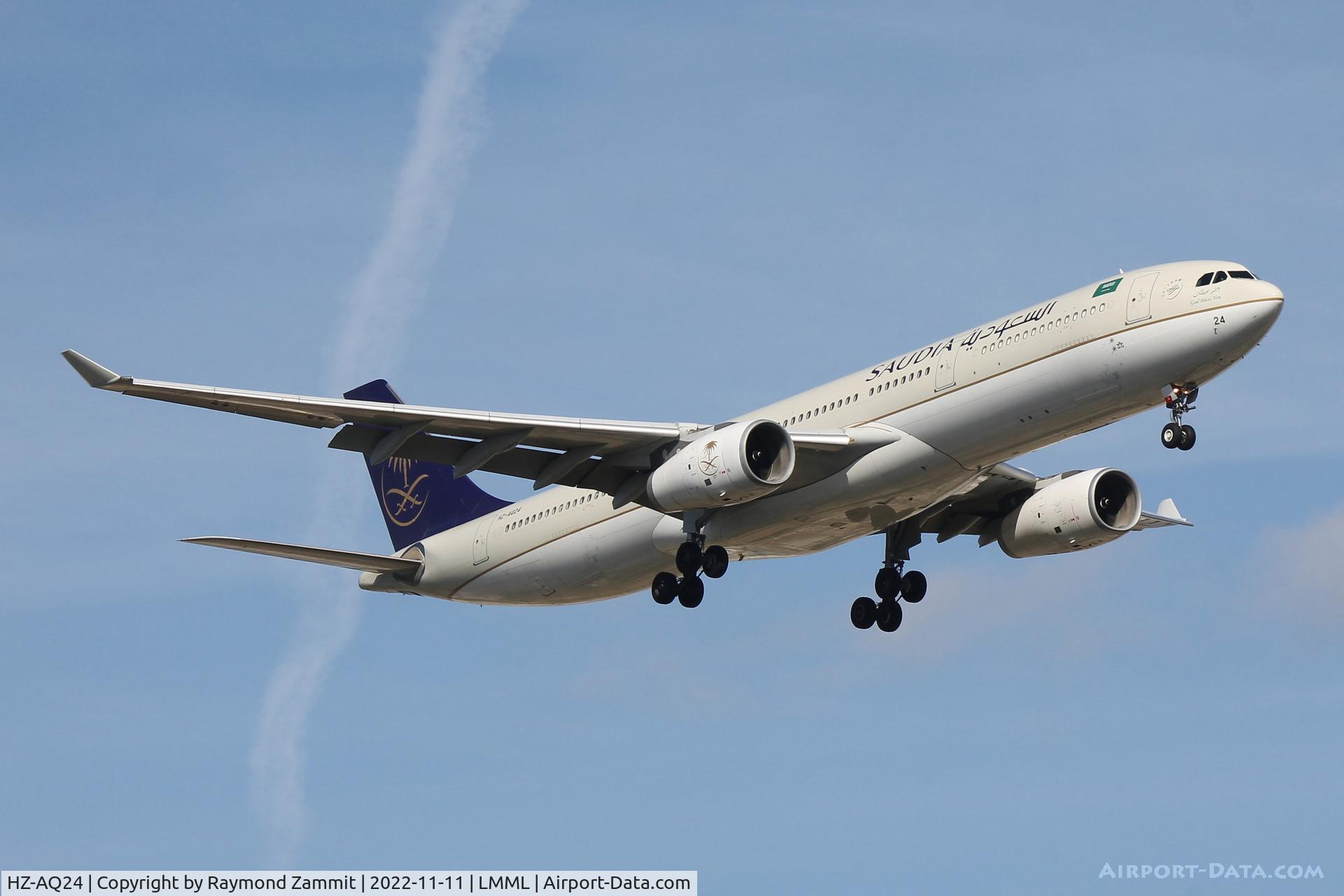 HZ-AQ24, 2017 Airbus A330-343 C/N 1781, A330 HZ-AQ24 Saudia Airlines