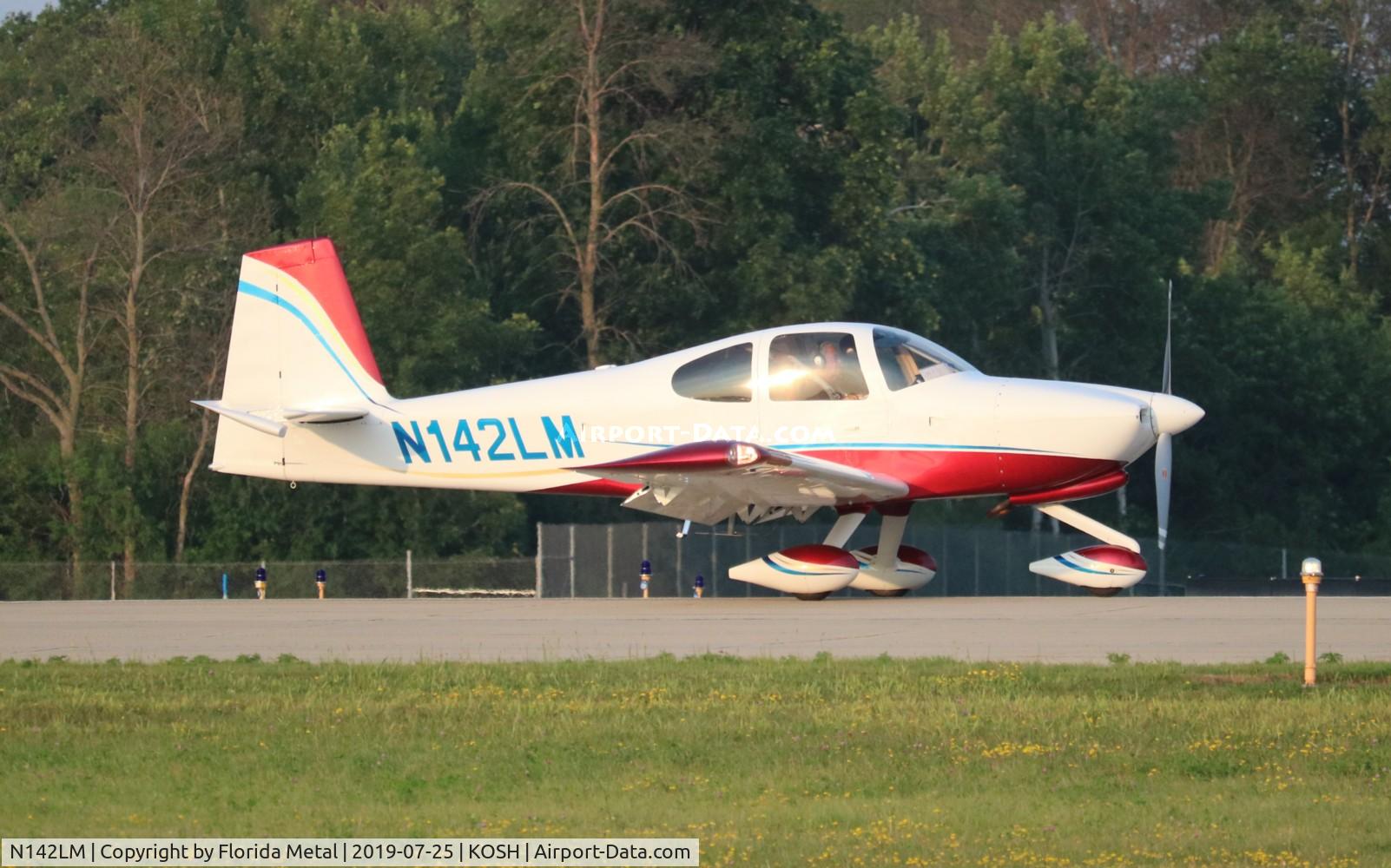 N142LM, 2015 Vans RV-10 C/N 41420, OSH 2019 (some strange reason the tag was showing it was a G-IV, when I am smart enough to know the difference between a G-IV and RV10 - no record of this tail number being on a G-IV either.