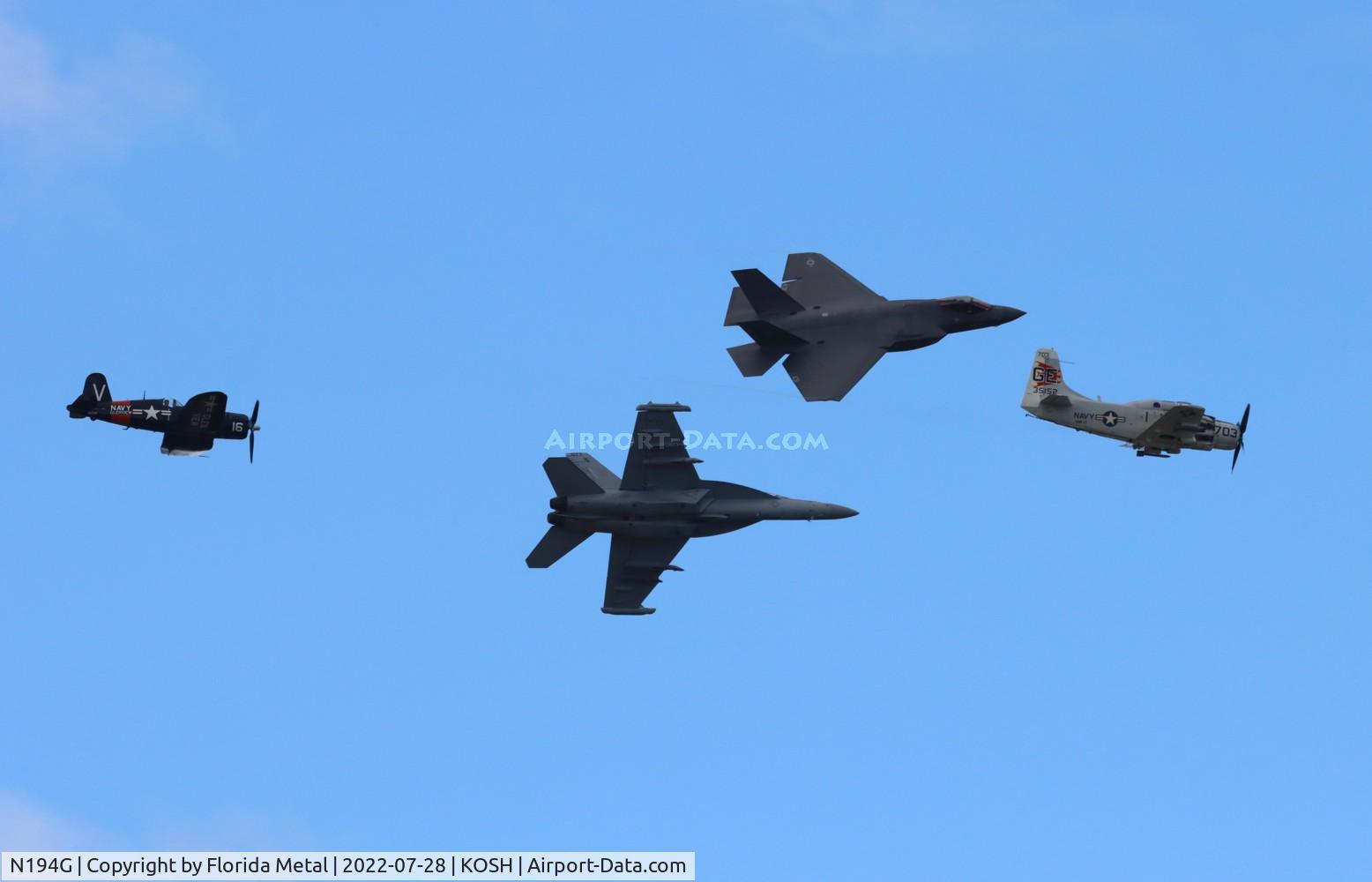 N194G, Goodyear FG-1D Corsair C/N 3311, OSH 2022