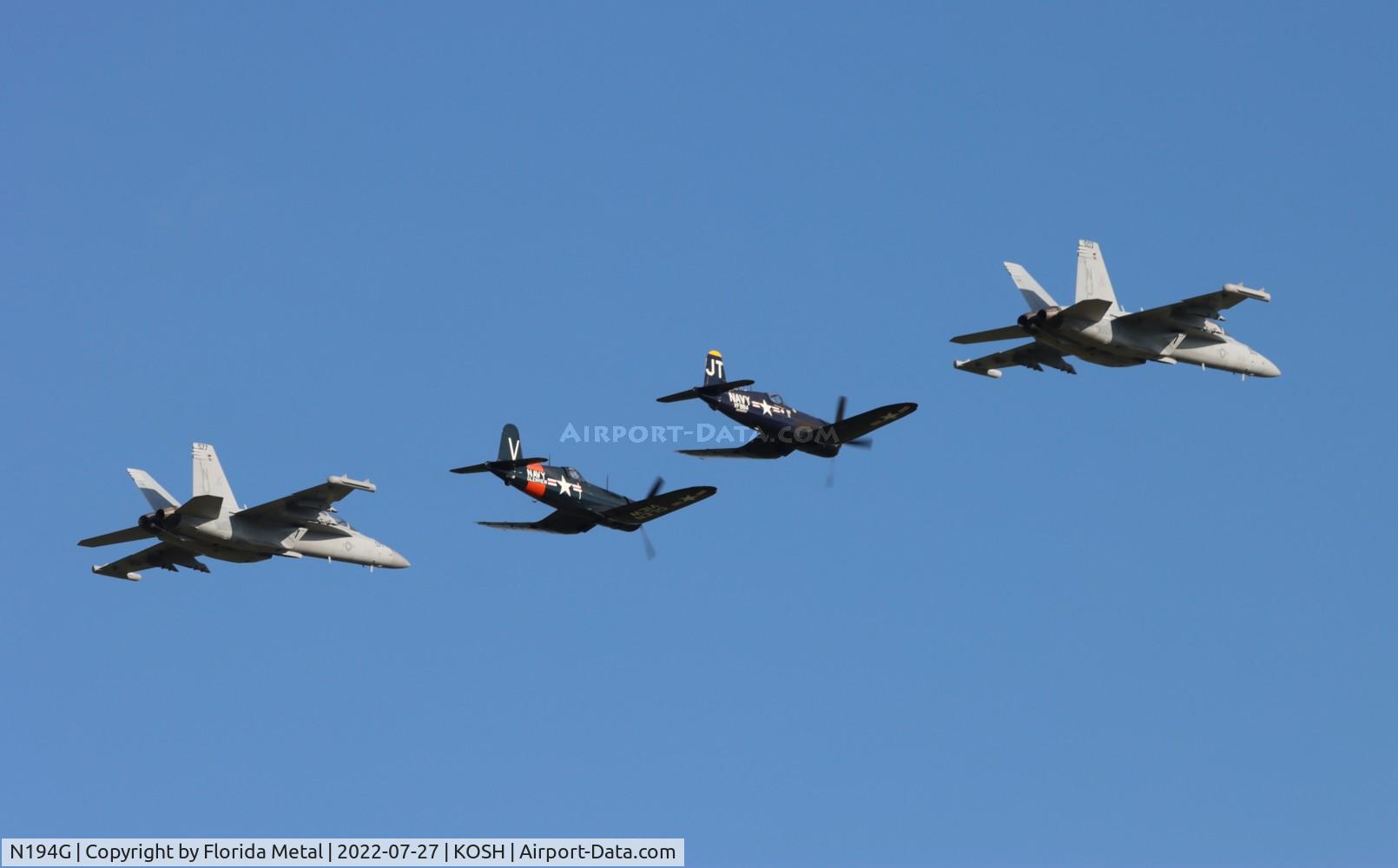 N194G, Goodyear FG-1D Corsair C/N 3311, OSH 2022