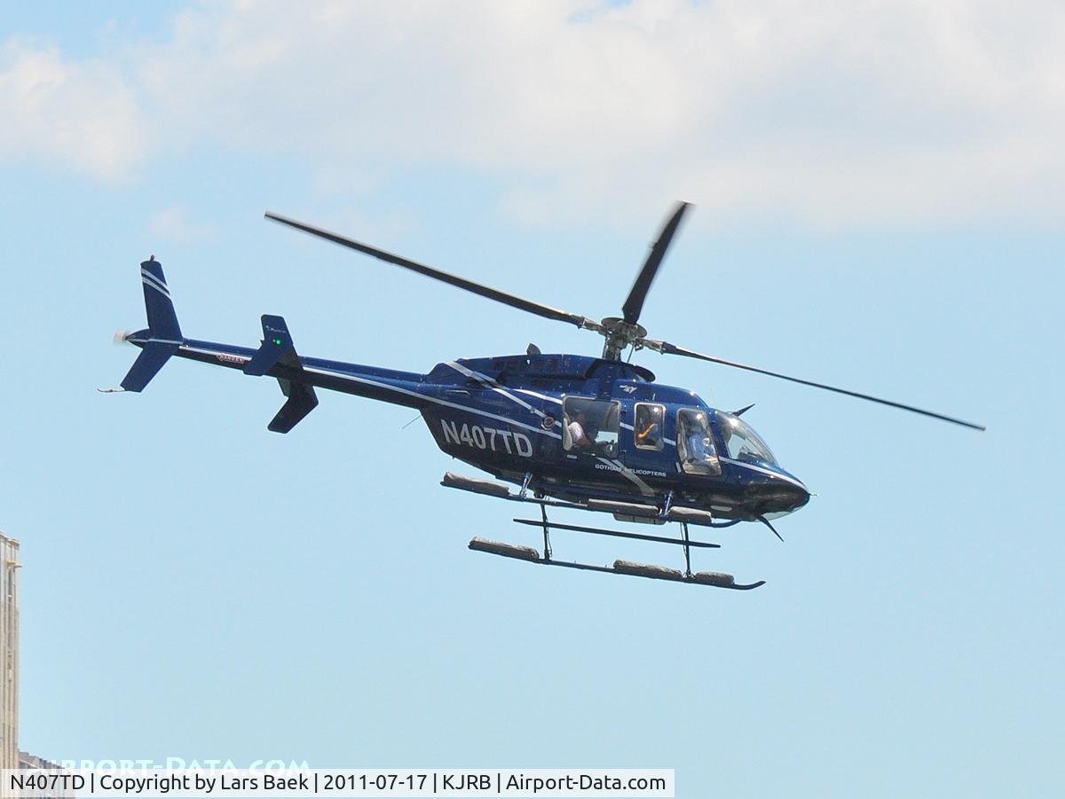 N407TD, 2007 Bell 407 C/N 53764, Take of
