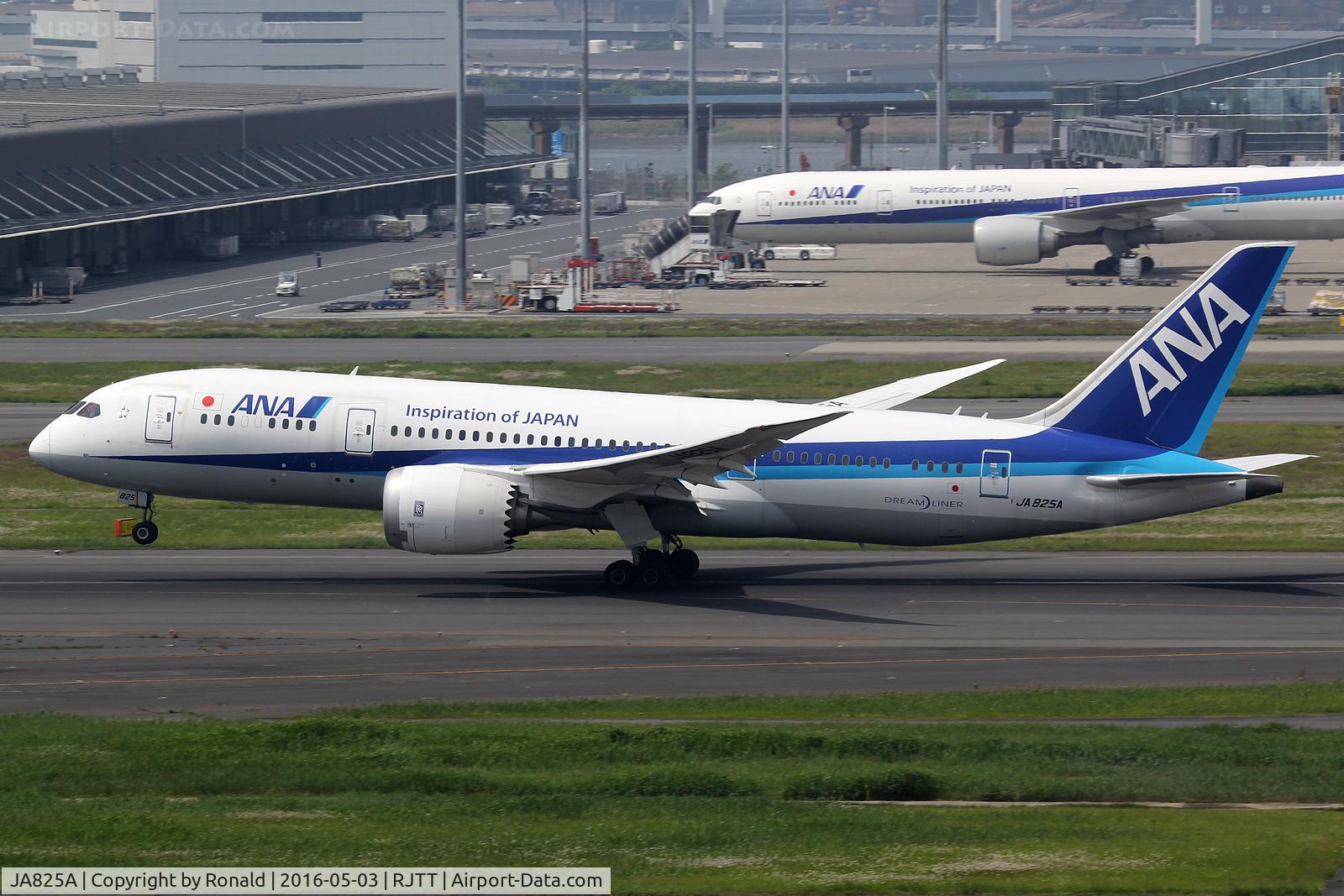 JA825A, 2014 Boeing 787-8 Dreamliner Dreamliner C/N 34516, at hnd