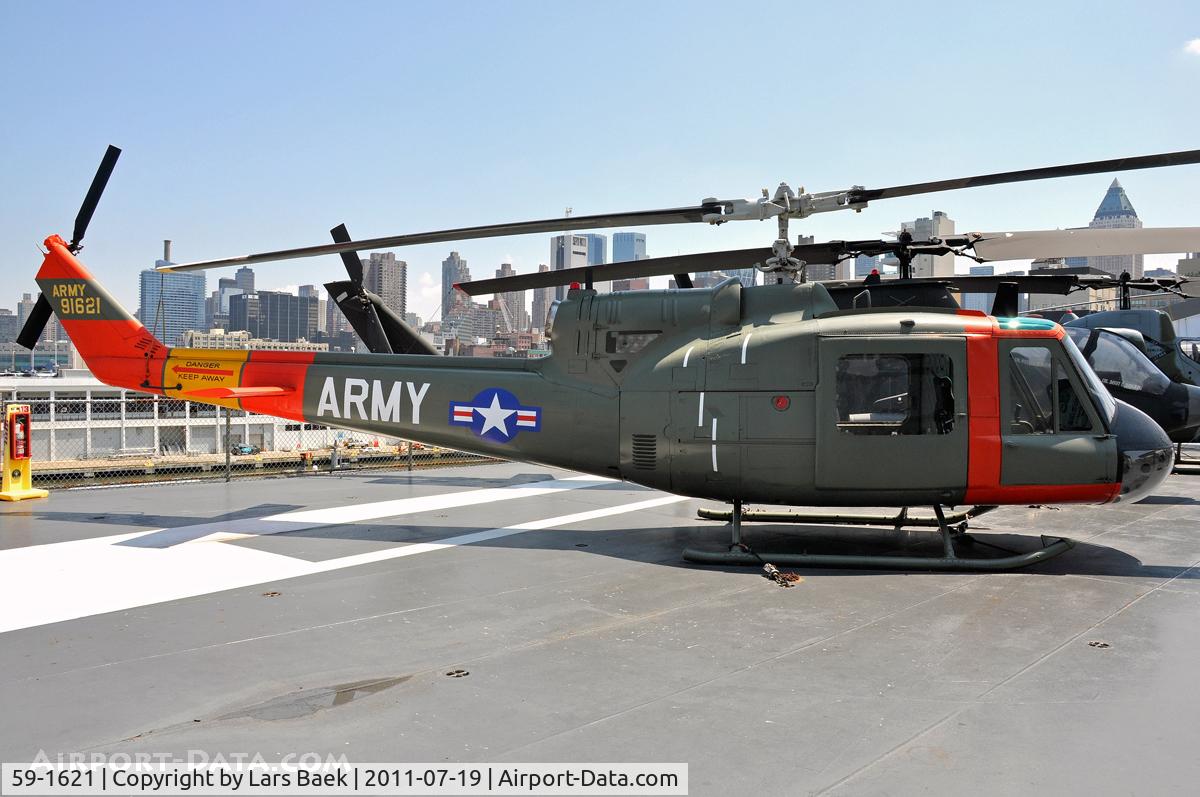59-1621, 1959 Bell UH-1A Iroquois C/N 80, Aircraft Carrier Intrepid, New York