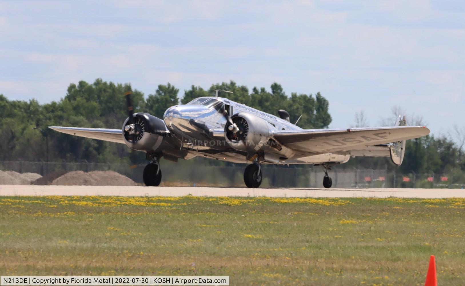 N213DE, 1942 Beech C-45H Expeditor C/N AF-392, OSH 2022