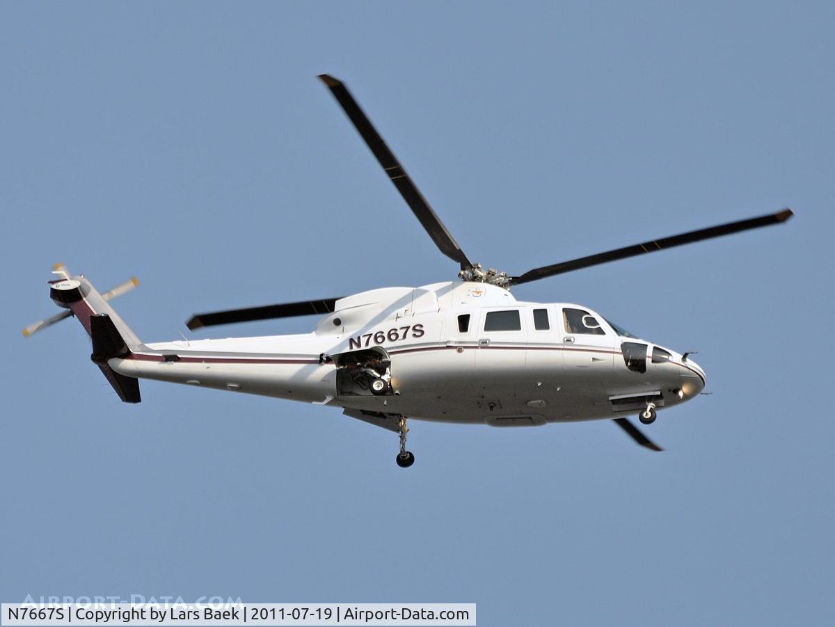 N7667S, 2007 Keystone Helicopter S-76C C/N 760646, Over Manhattan New York