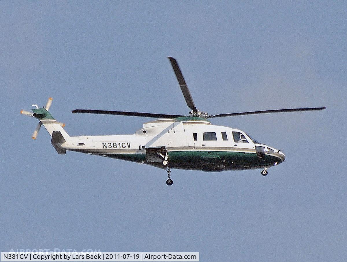 N381CV, 1996 Sikorsky S-76C C/N 760453, Over Manhattan New York