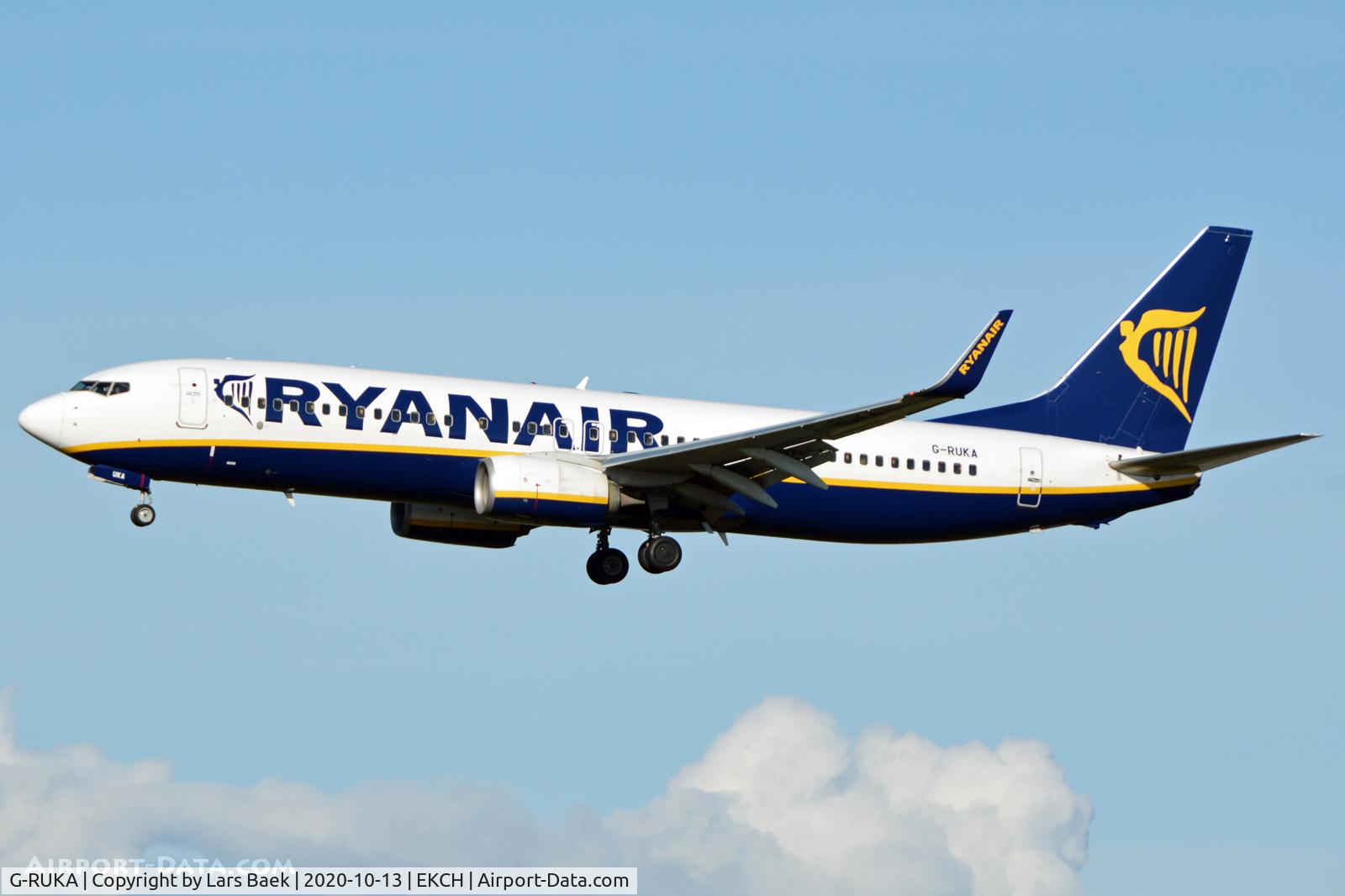 G-RUKA, 2014 Boeing 737-8AS C/N 44687, RWY22L