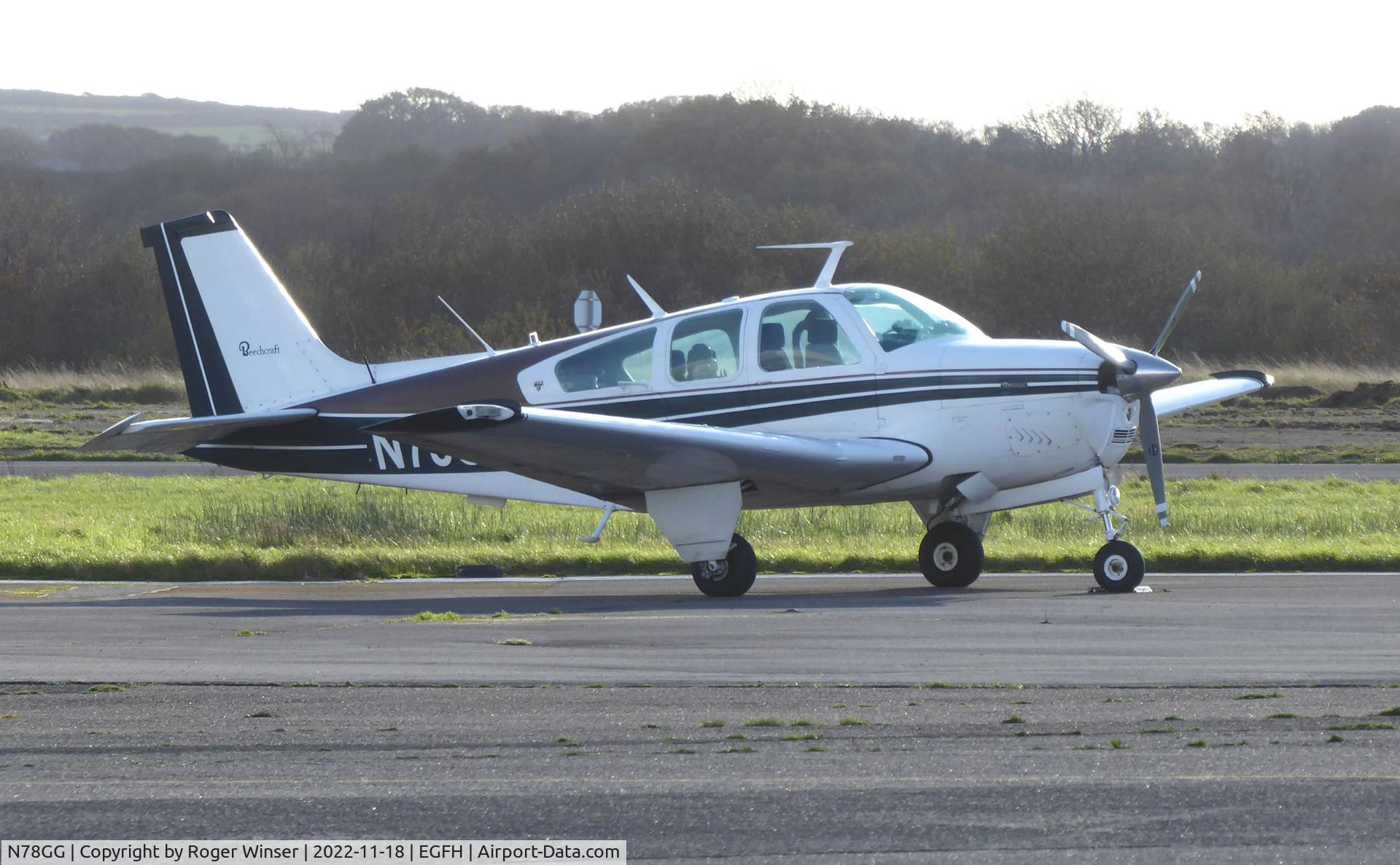 N78GG, 1977 Beech F33A Bonanza C/N CE-699, Visiting Bonanza.