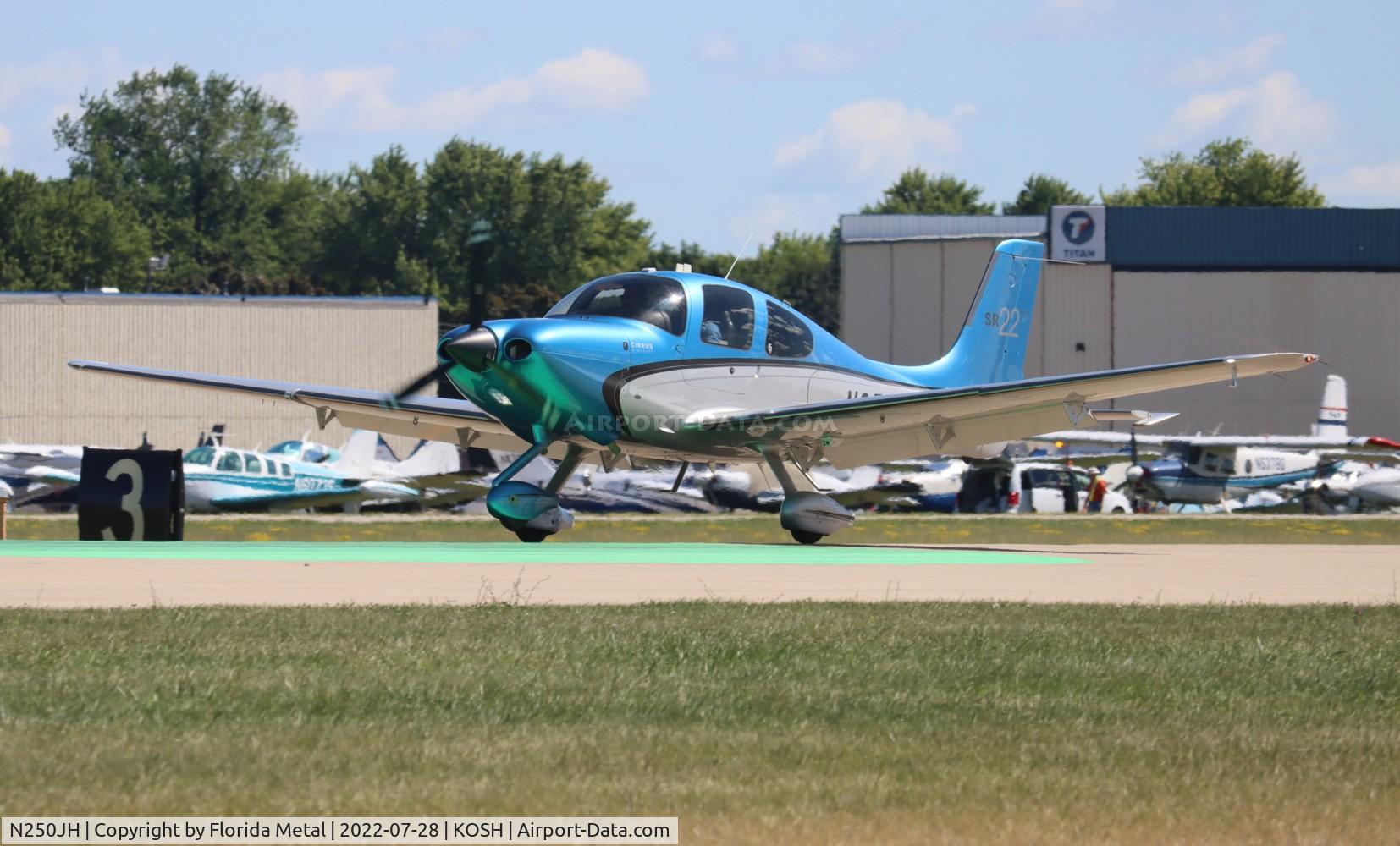 N250JH, 2013 Cirrus SR22 C/N 3993, OSH 2022