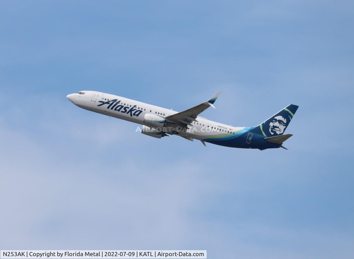 N253AK, 2016 Boeing 737-990/ER C/N 36348, ATL 2022