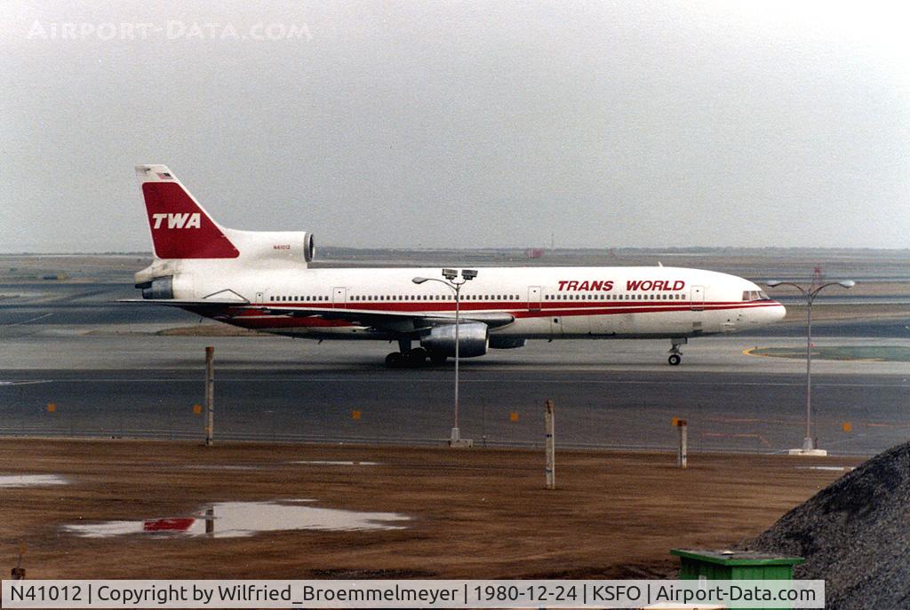 N41012, 1973 Lockheed L-1011-385-1 TriStar 1 C/N 193B-1034, Seen at San Francisco from Observer Deck.