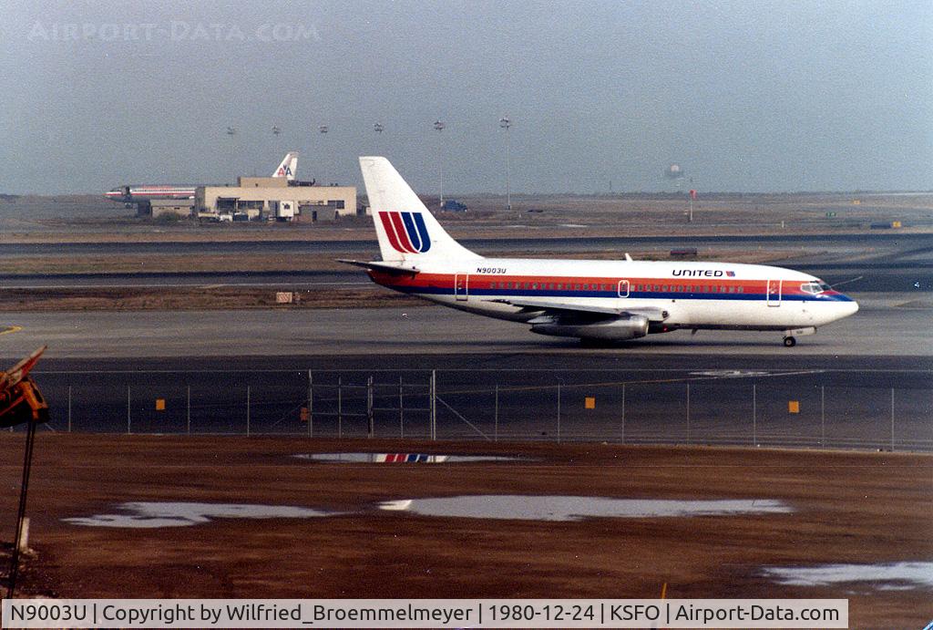 N9003U, Boeing 737-222 C/N 19041, From Observer Deck at SFO.