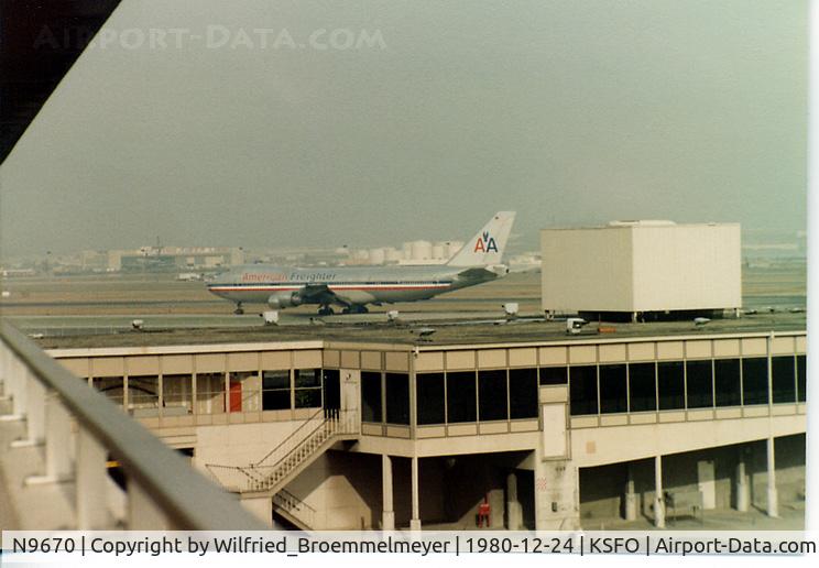 N9670, 1970 Boeing 747-123 C/N 20109, From observer deck at San Francisco Airport.