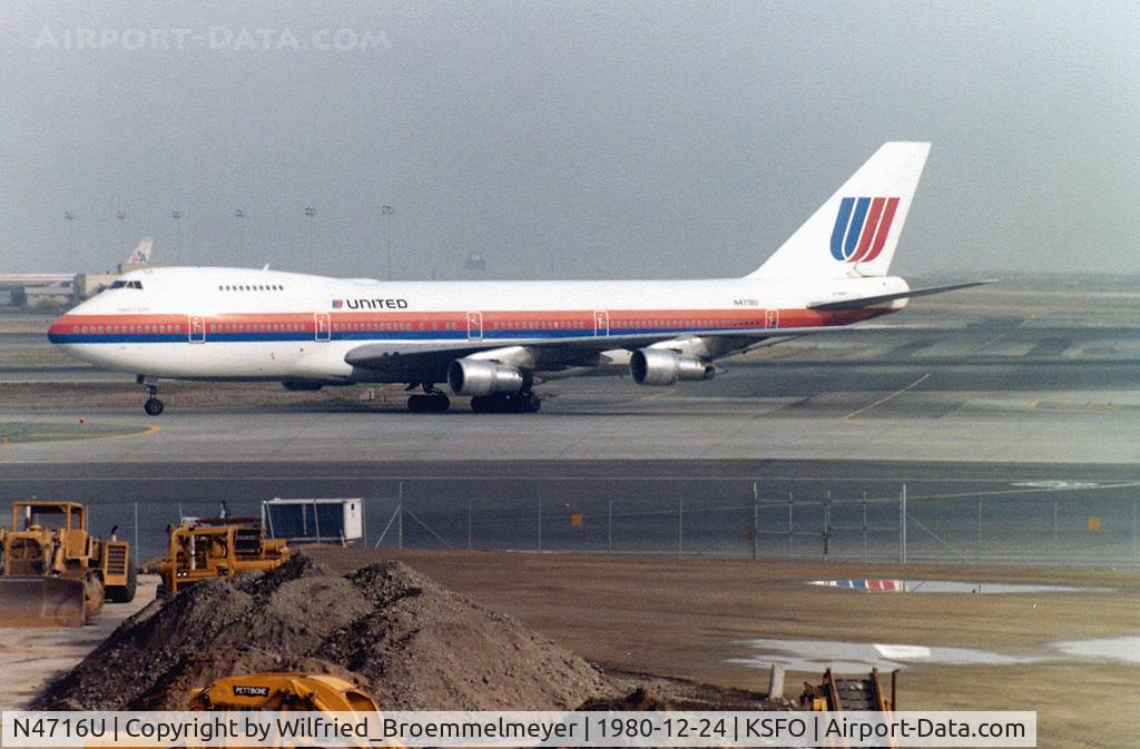N4716U, Boeing 747-122 C/N 19877, From Observer Deck at San Francisco Airport.