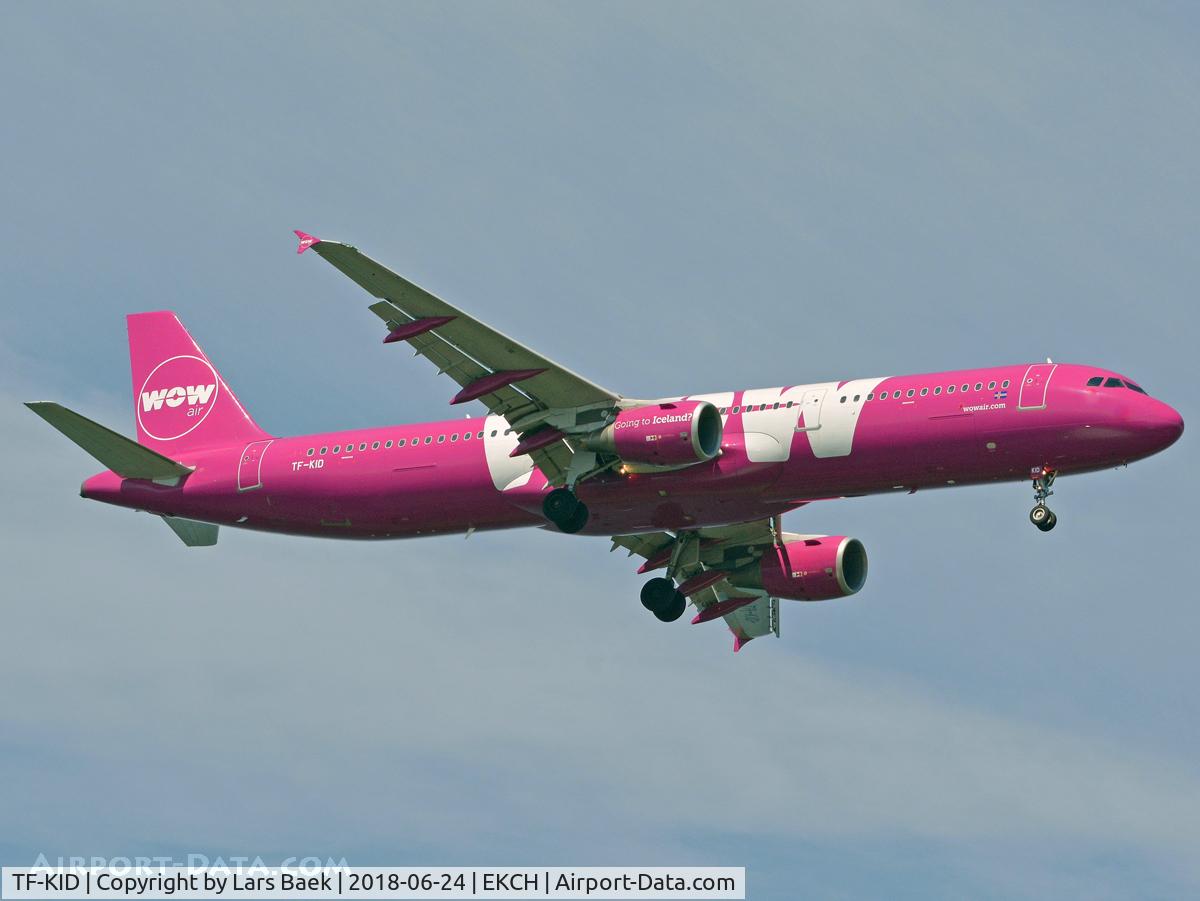 TF-KID, 2013 Airbus A321-211 C/N 5681, RWY04L