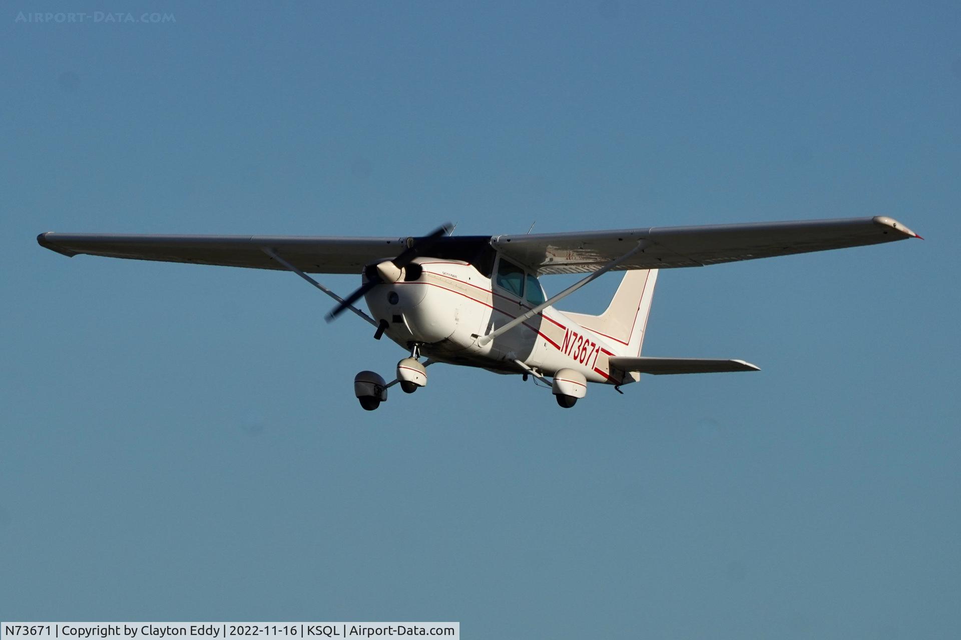 N73671, 1976 Cessna 172N C/N 17267605, San Carlos Airport in Califomia 2022.