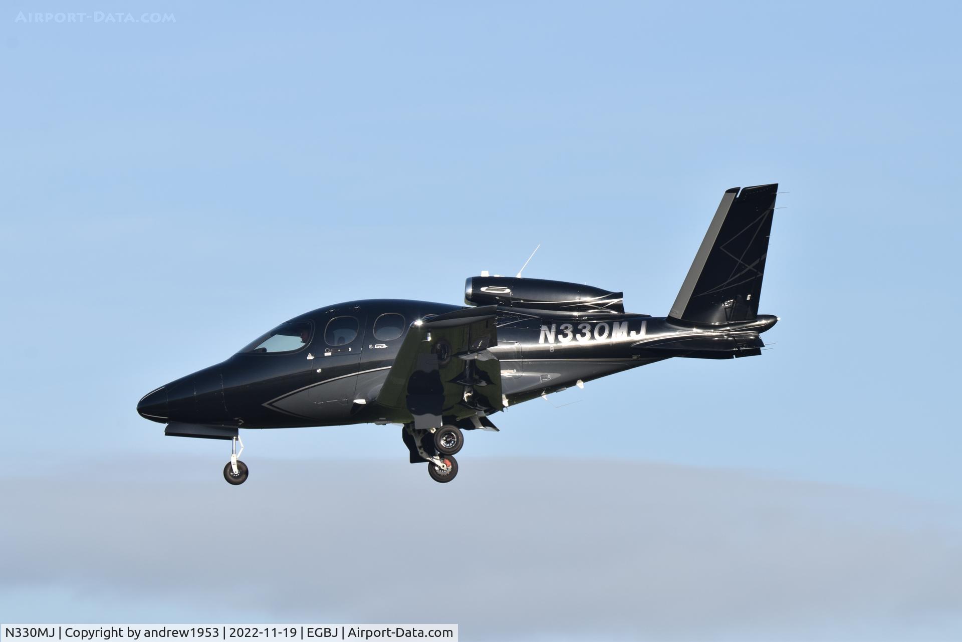 N330MJ, 2022 Cirrus SF-50 Vision C/N 0390, N330MJ landing at Gloucestershire Airport.