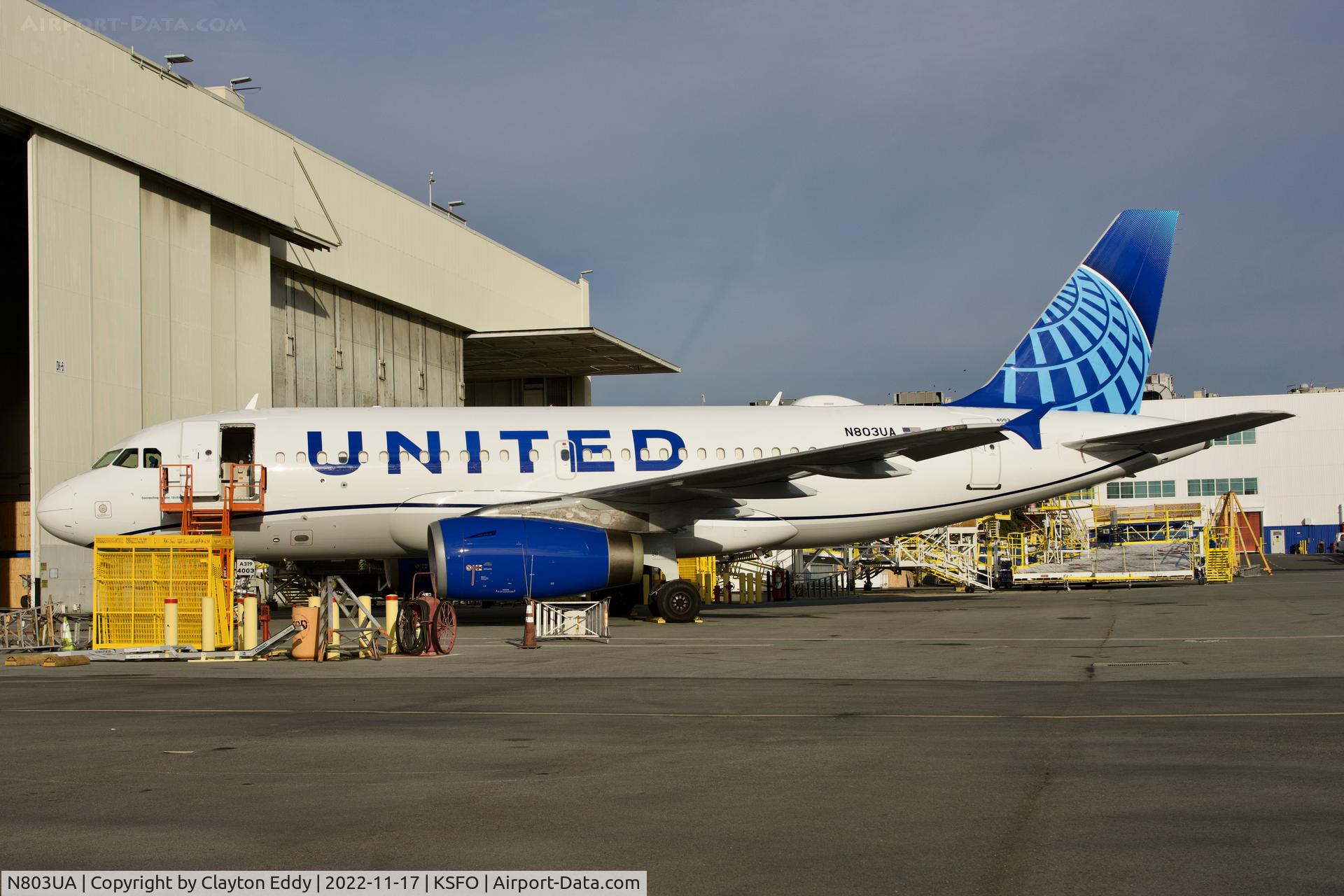 N803UA, 1997 Airbus A319-131 C/N 748, SFO 2022,