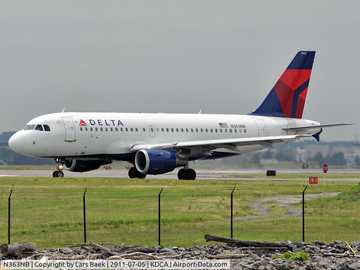 N363NB, 2003 Airbus A319-114 C/N 1990, Ready to take of