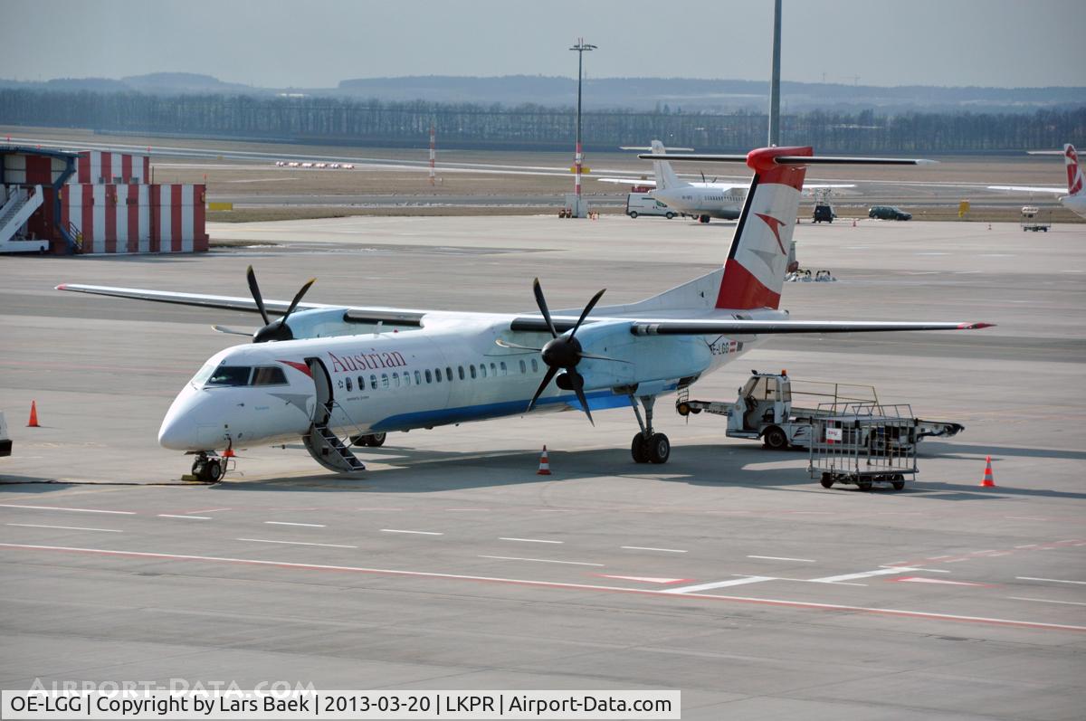 OE-LGG, 2002 De Havilland Canada DHC-8-402Q Dash 8 C/N 4074, Parked