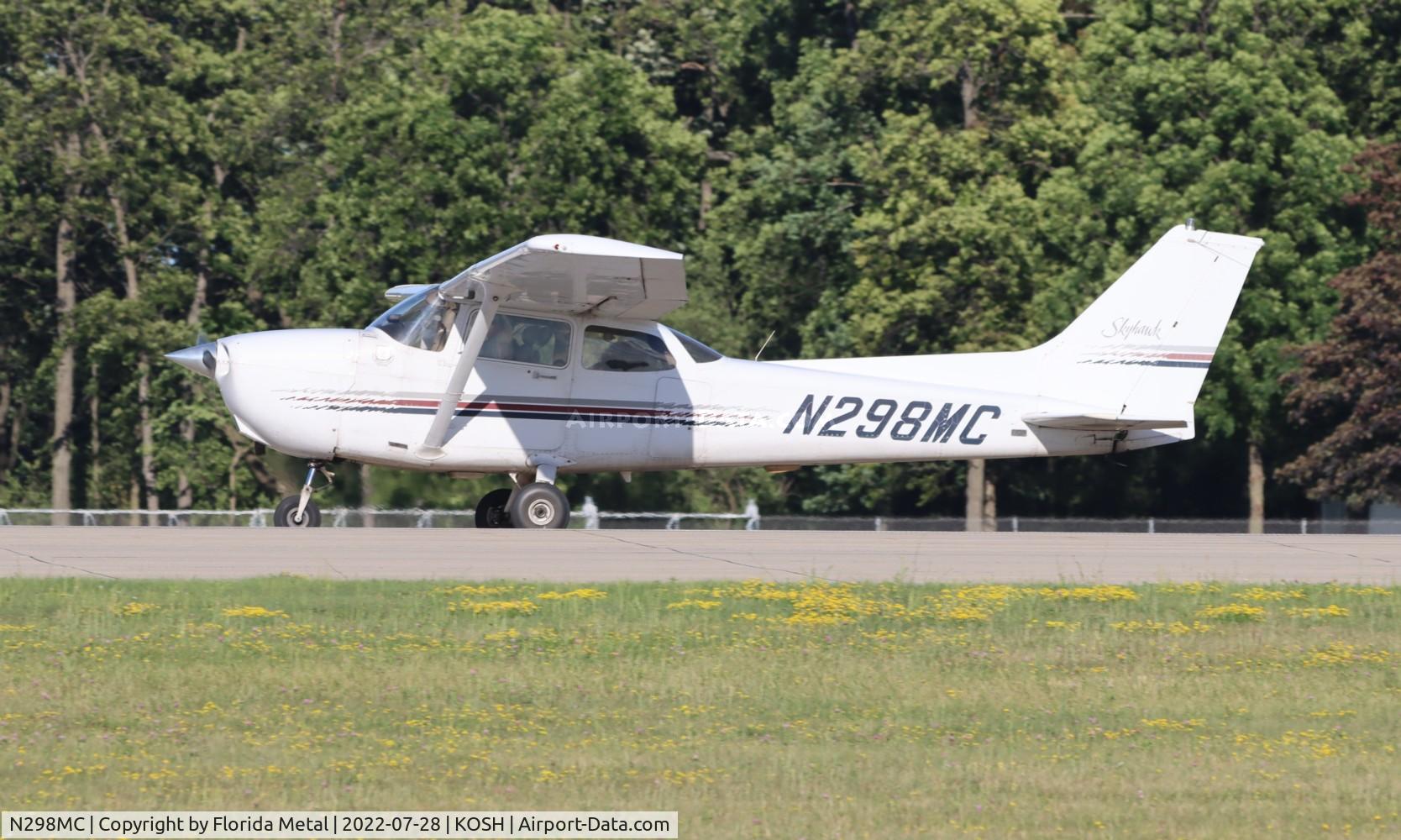 N298MC, 1997 Cessna 172R C/N 17280303, OSH 2022