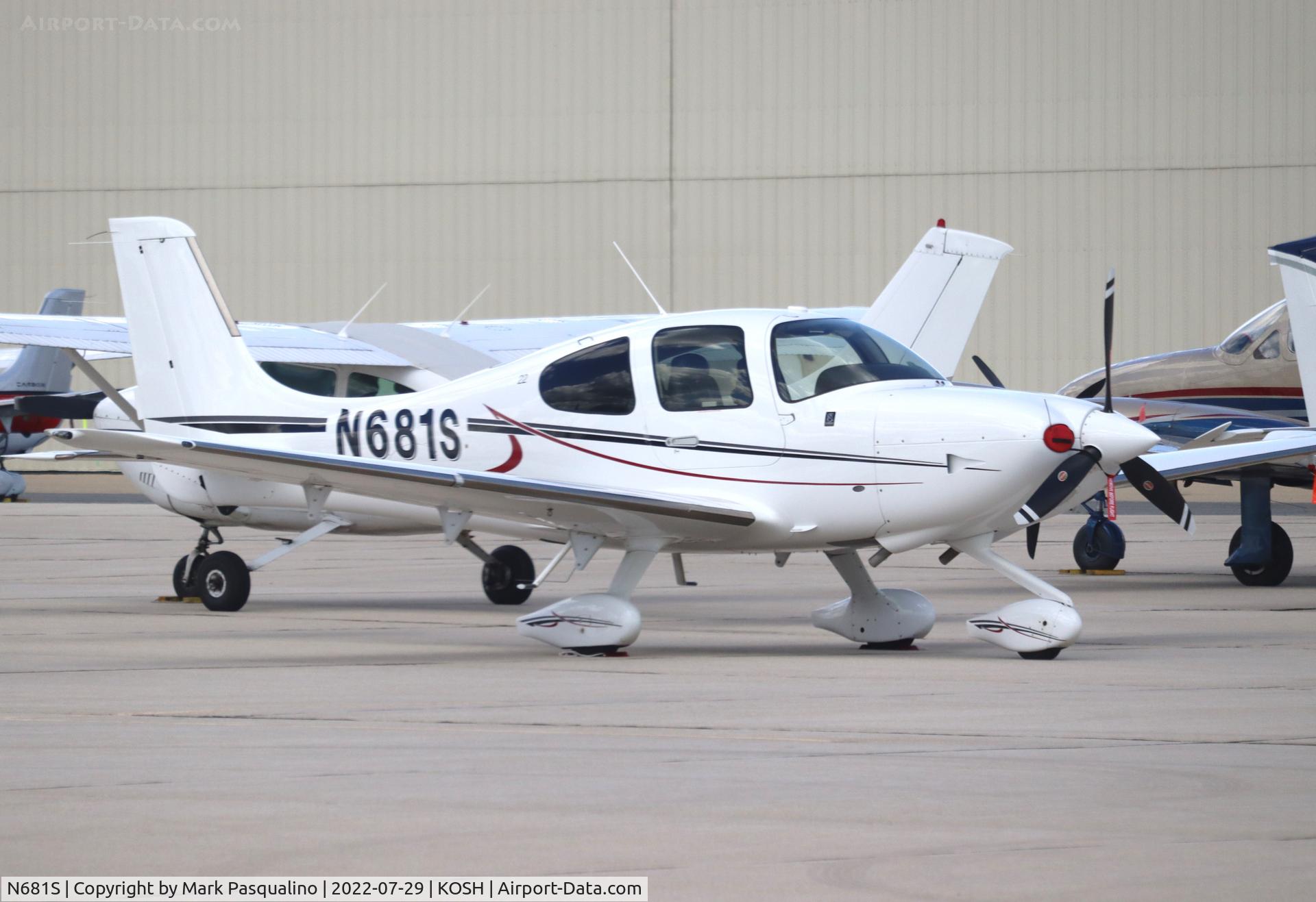 N681S, 2016 Cirrus SR22 C/N 4398, Cirrus SR22